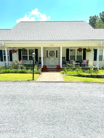 $530,000 | 114 Bellhaven Drive, Carthage, NC 28327