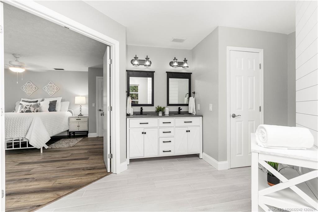 693 Northwest Spruce Ridge Drive Stuart, FL 34994 - Photo 20 of 42 Gallery Image 20
