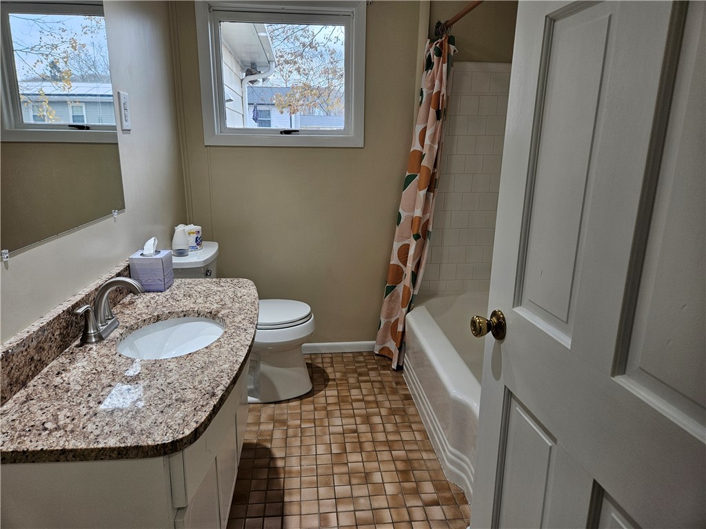 39 Damon Avenue Warwick, RI 02889 - Photo 13 of 28