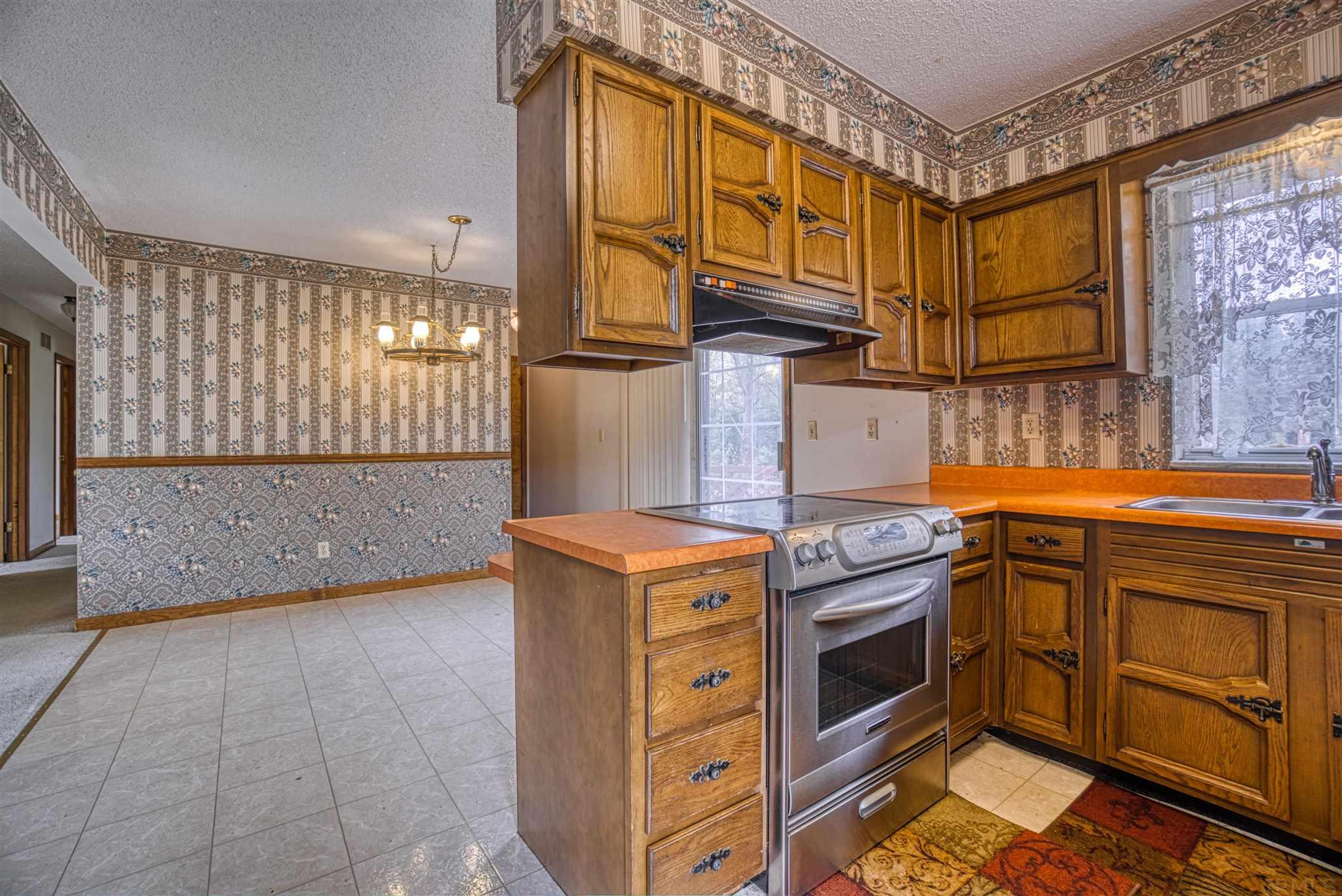 8866 Oak Grove Road Newburgh, IN 47630 - Photo 13 of 36 Gallery Image 13