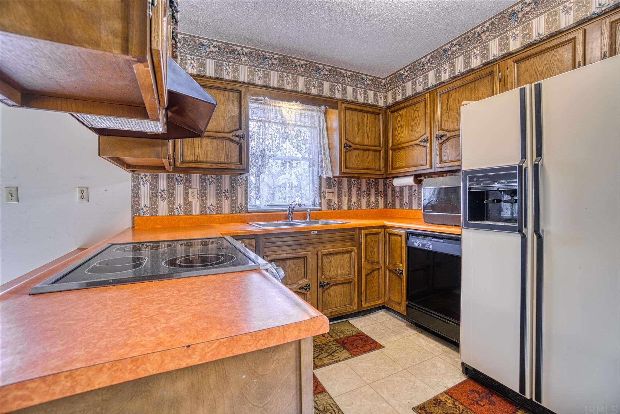 8866 Oak Grove Road Newburgh, IN 47630 - Photo 15 of 36 Gallery Image 15