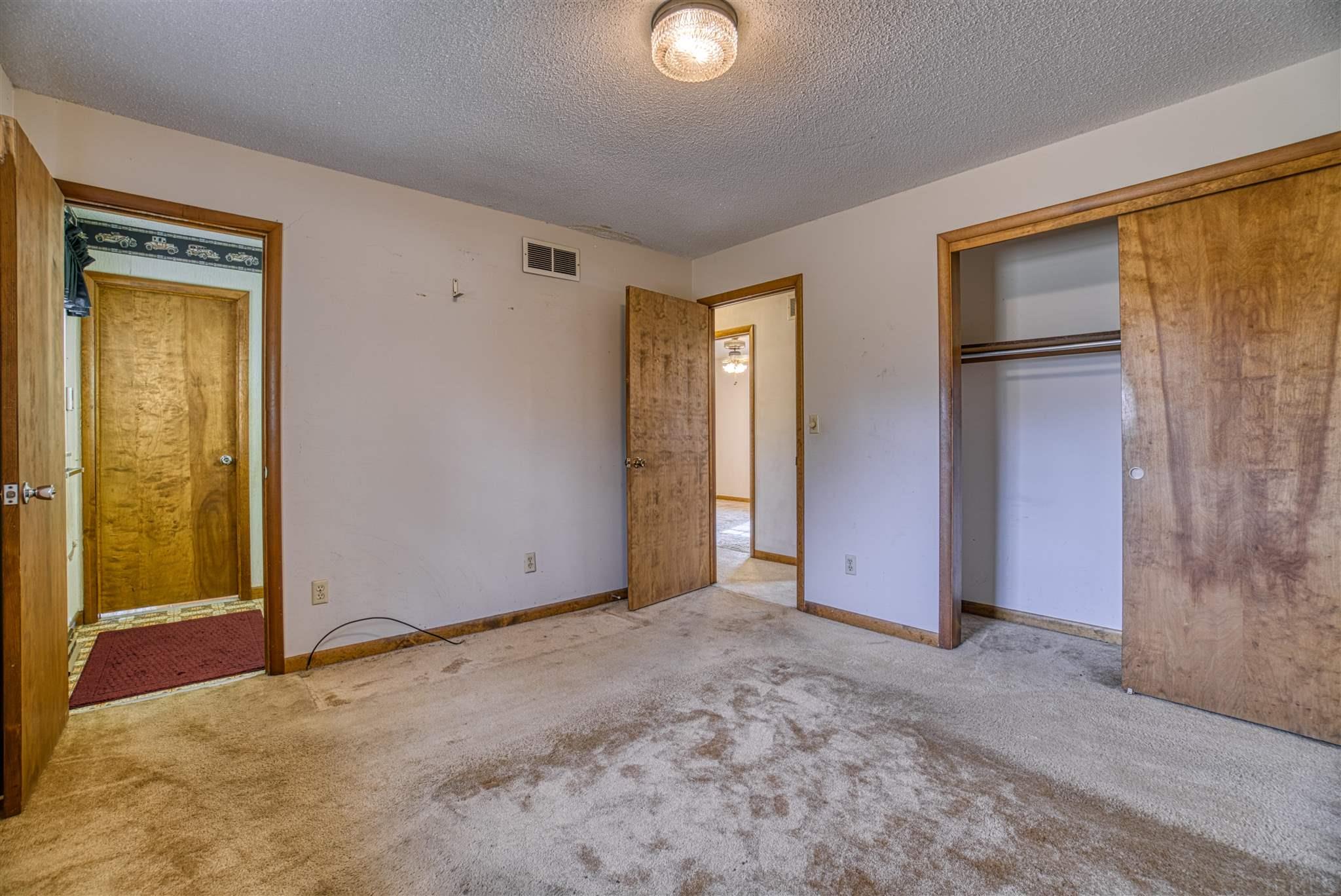 8866 Oak Grove Road Newburgh, IN 47630 - Photo 17 of 36 Gallery Image 17