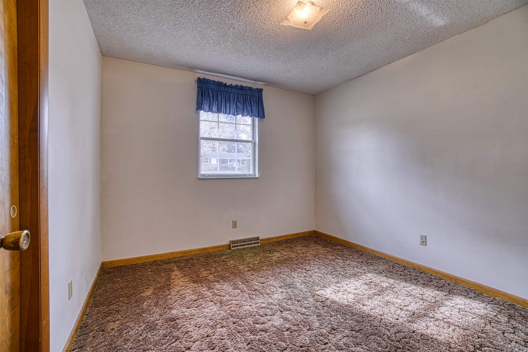 8866 Oak Grove Road Newburgh, IN 47630 - Photo 20 of 36 Gallery Image 20