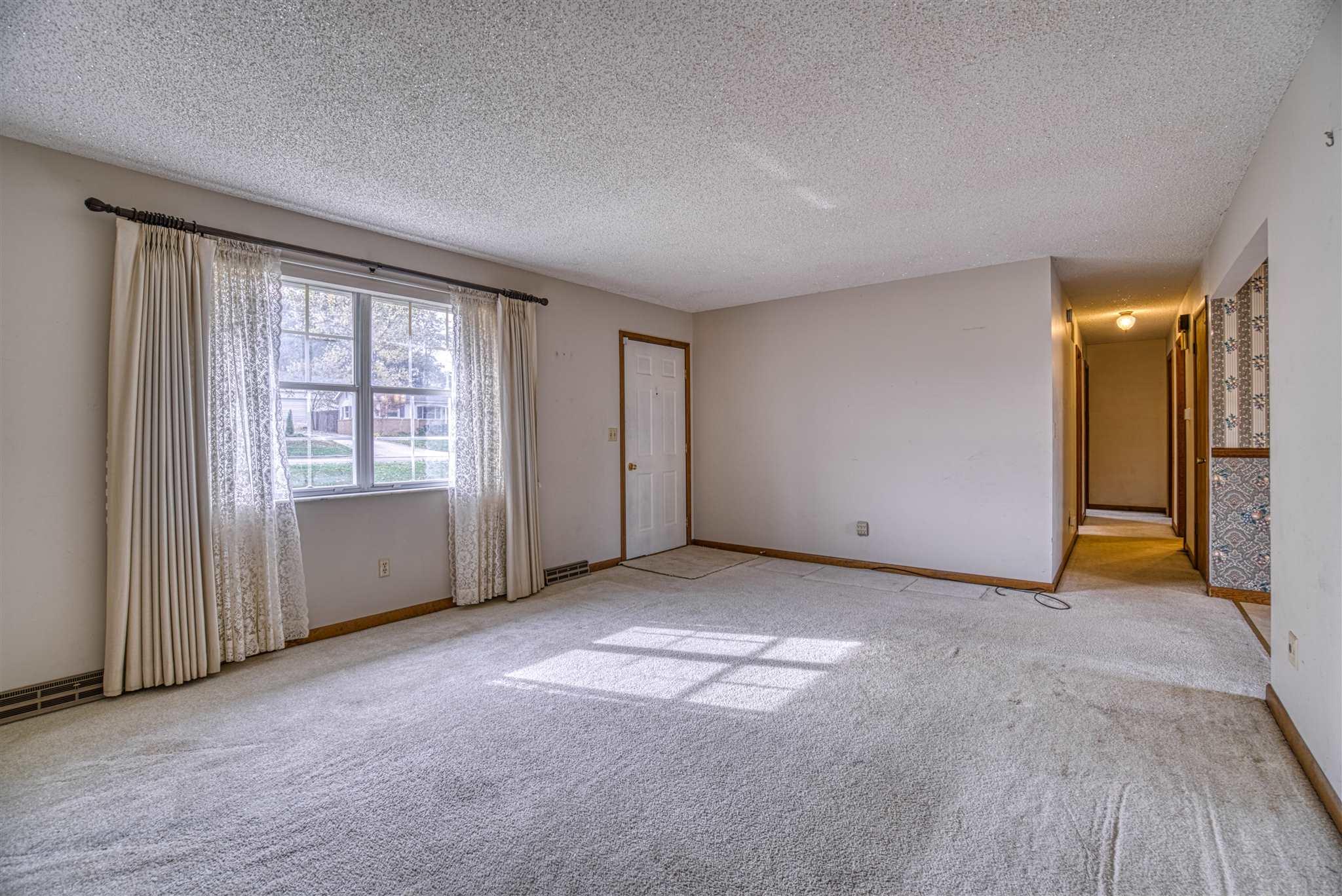 8866 Oak Grove Road Newburgh, IN 47630 - Photo 5 of 36 Gallery Image 5