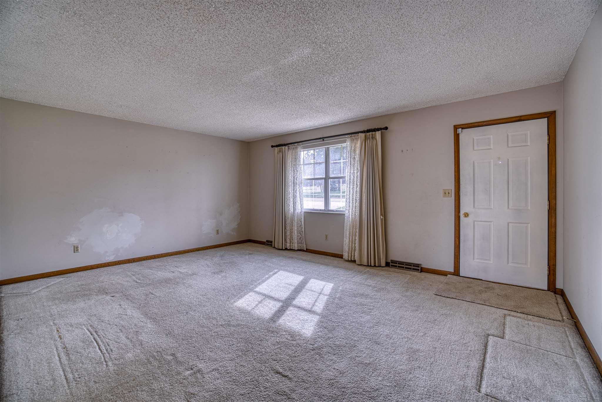 8866 Oak Grove Road Newburgh, IN 47630 - Photo 6 of 36 Gallery Image 6