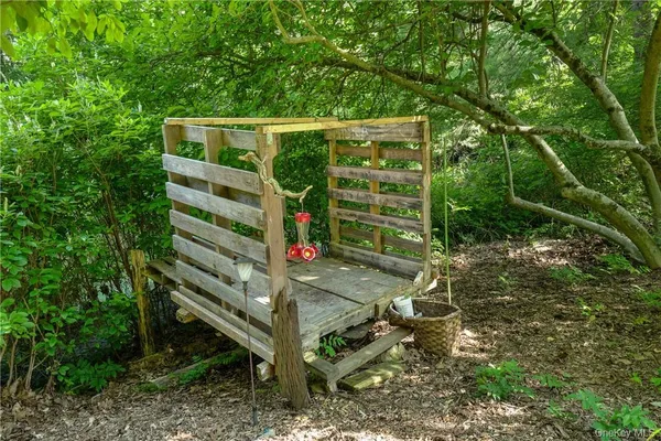 $6,200 | 64 Pine Cliff Road, Chappaqua, NY 10514