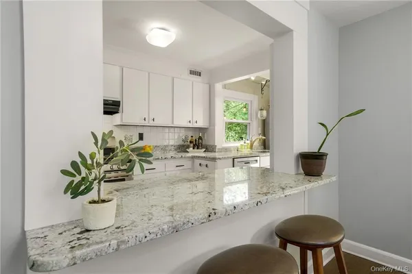 $6,200 | 64 Pine Cliff Road, Chappaqua, NY 10514