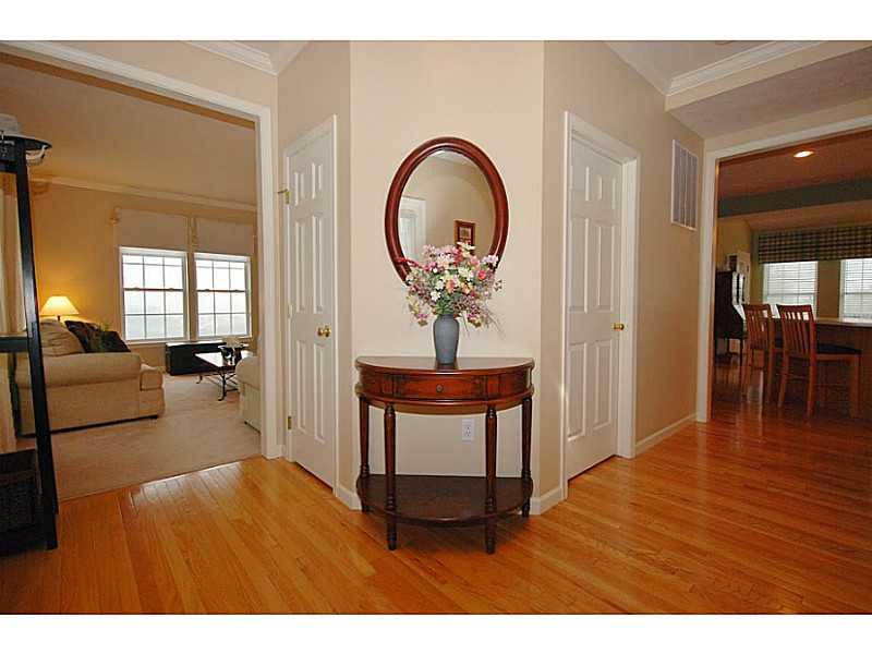 Entry/Foyer. 