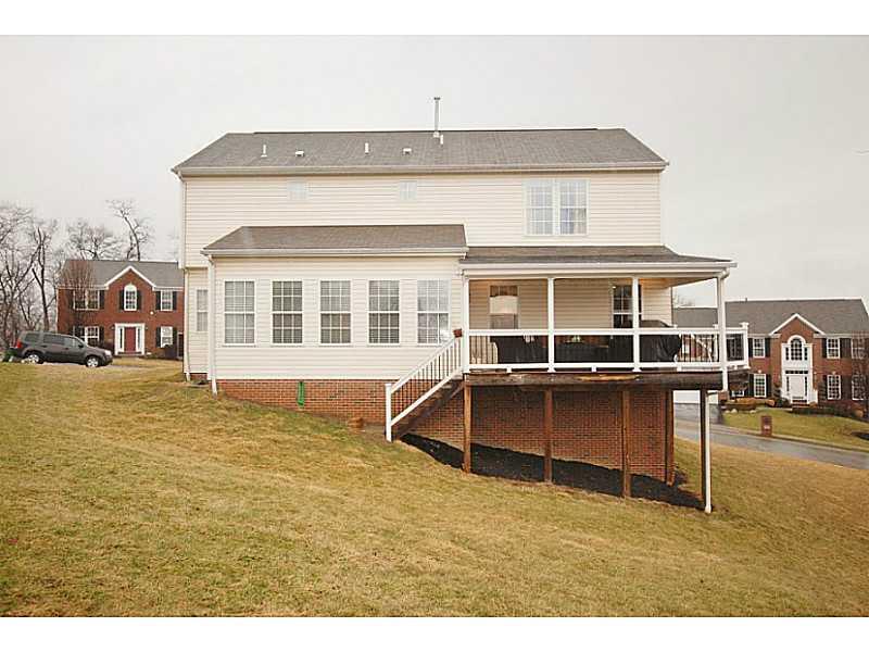 305 Buffalo Ridge Road Canonsburg, PA 15317 - Photo 23 of 23 Exterior Back.