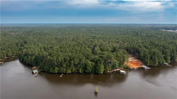 $260,000 | 106 Indian Hills Road, Forest Hill, LA 71430