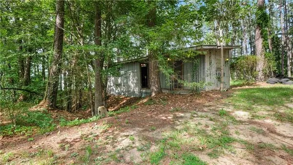 $260,000 | 106 Indian Hills Road, Forest Hill, LA 71430