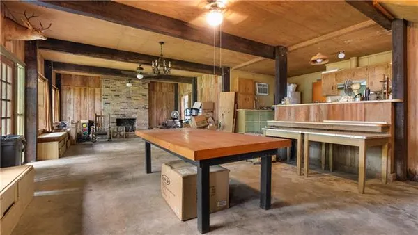 $260,000 | 106 Indian Hills Road, Forest Hill, LA 71430