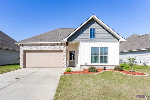 $264,500 | 59530 Clifts Cove Drive, Plaquemine, LA 70764