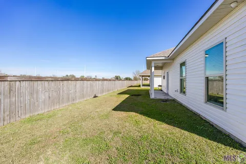 $264,500 | 59530 Clifts Cove Drive, Plaquemine, LA 70764