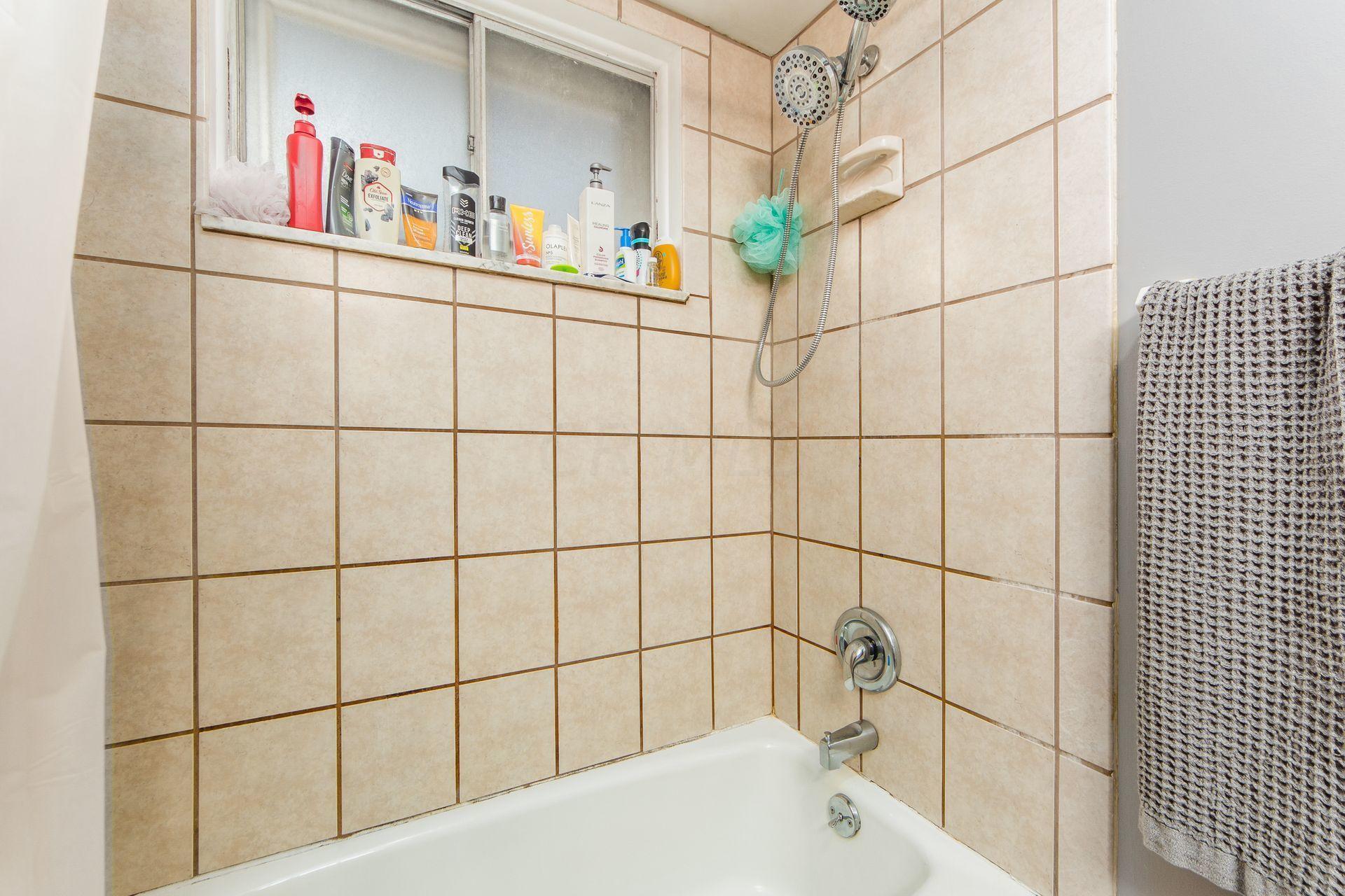 6133 Endicott Road Columbus, OH 43229 - Photo 22 of 40 Gallery Image 22