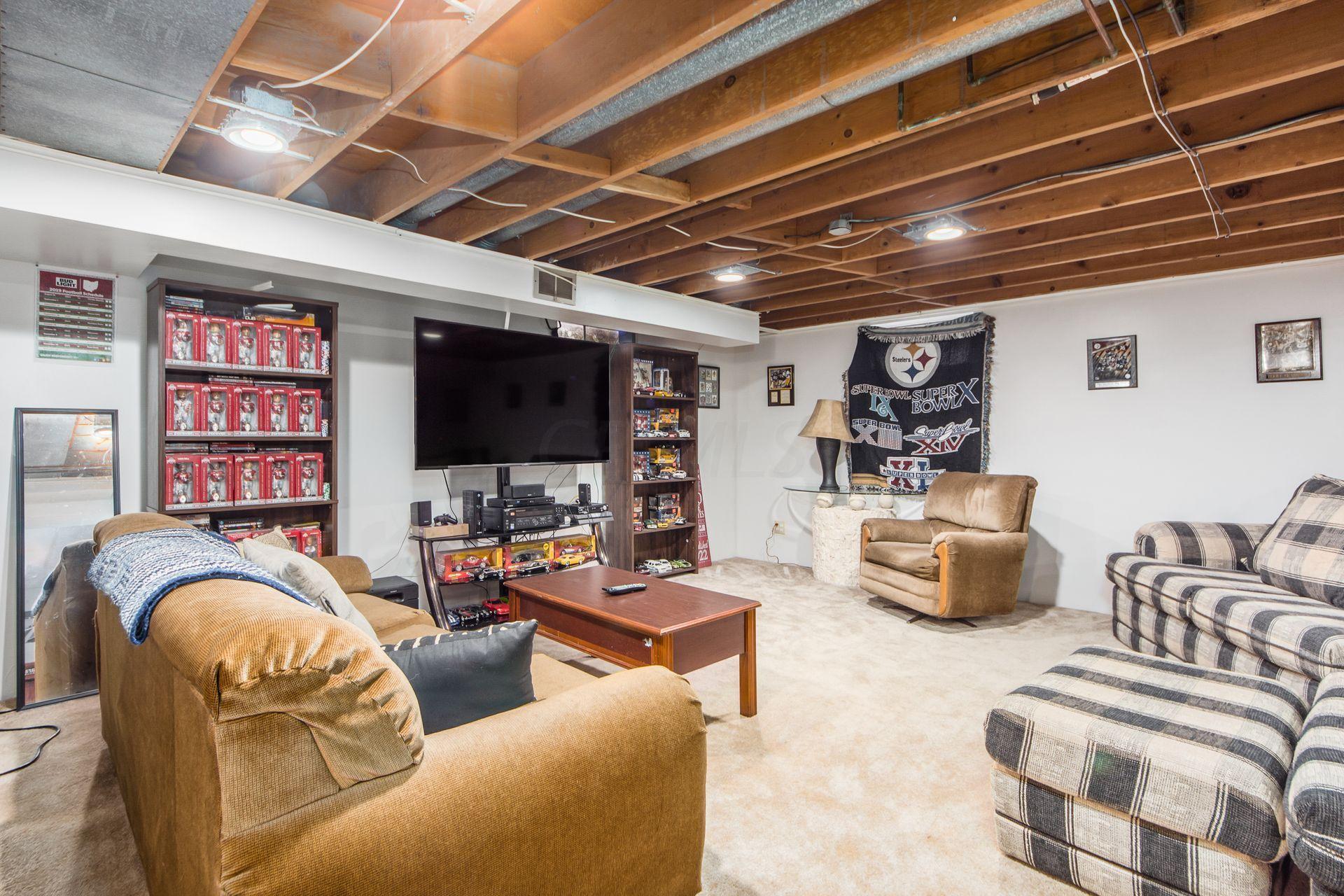 6133 Endicott Road Columbus, OH 43229 - Photo 31 of 40 Gallery Image 31