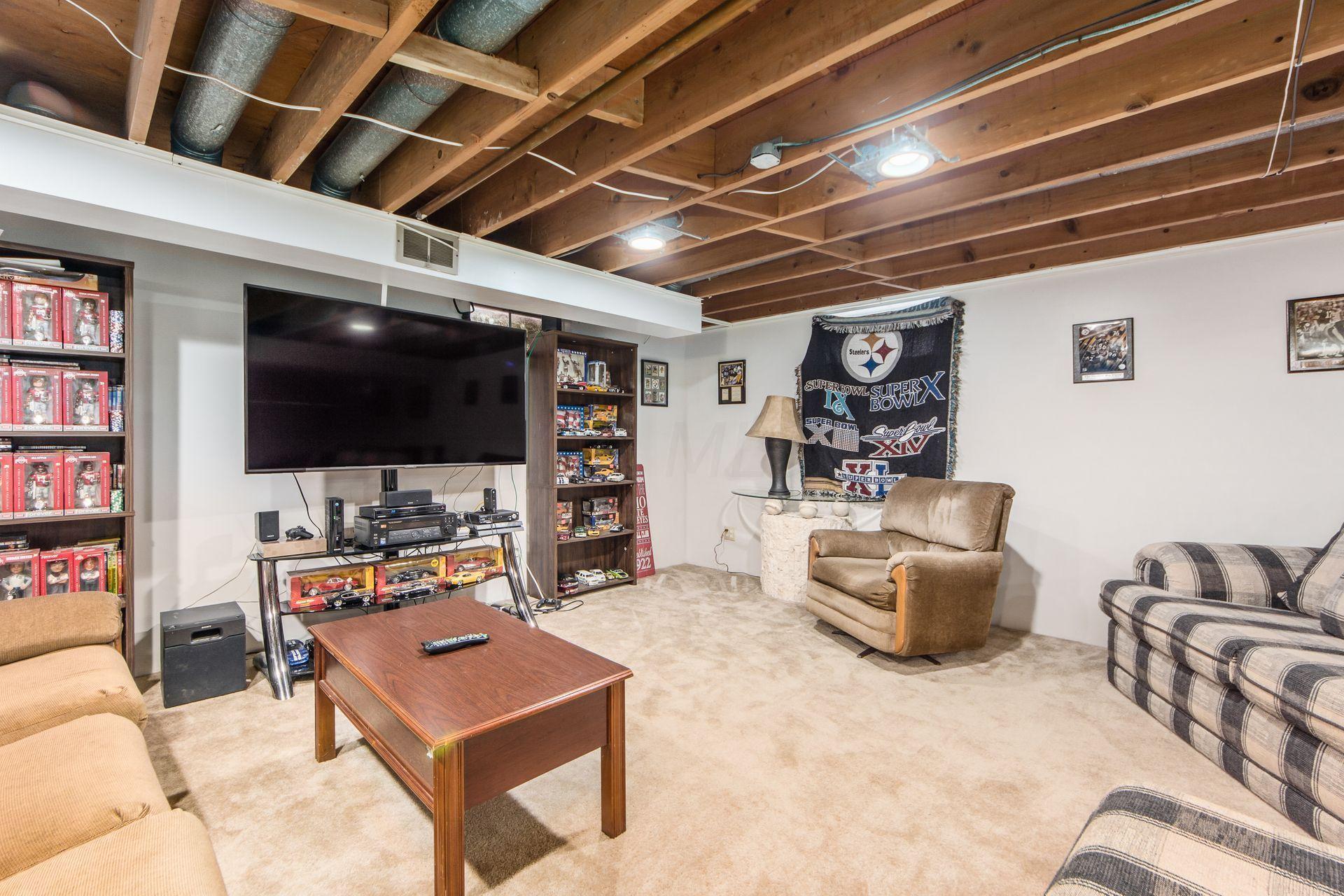 6133 Endicott Road Columbus, OH 43229 - Photo 32 of 40 Gallery Image 32