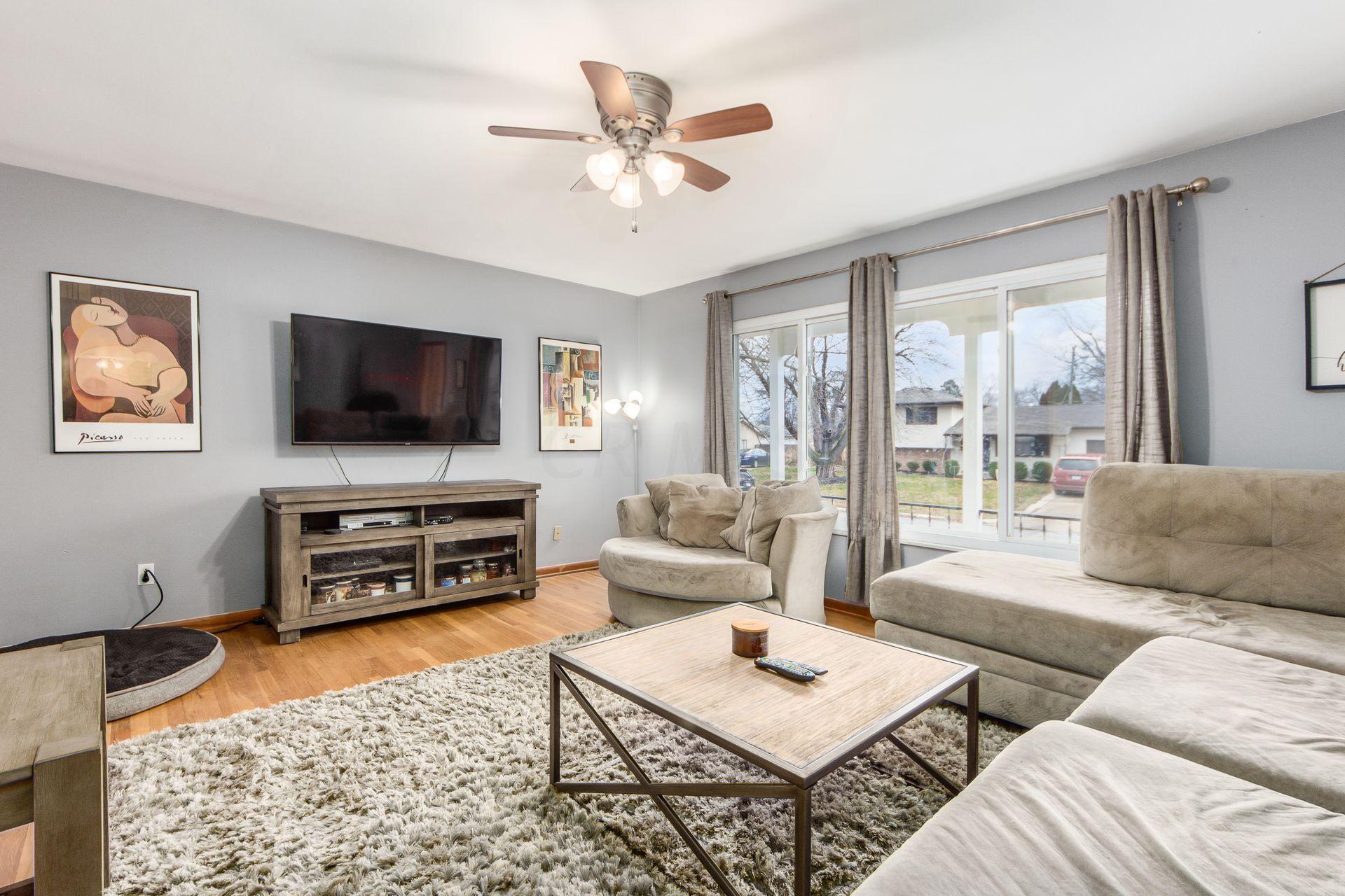 6133 Endicott Road Columbus, OH 43229 - Photo 5 of 40 Gallery Image 5