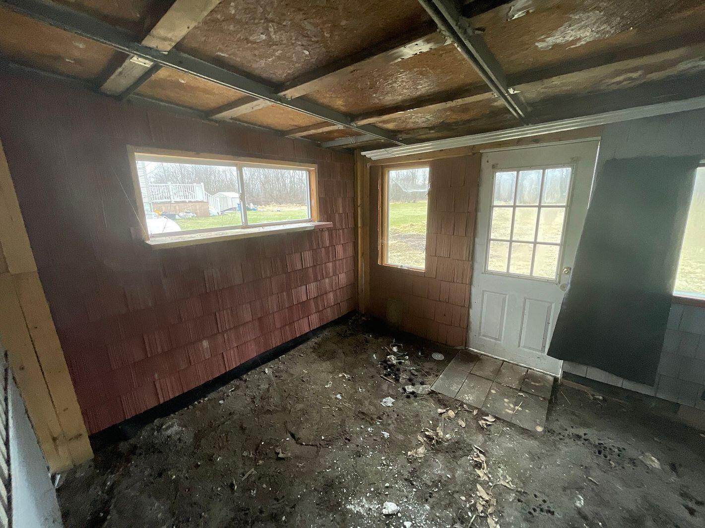 6095 North Stoney Creek Road Monroe, MI 48162 - Photo 15 of 18 15