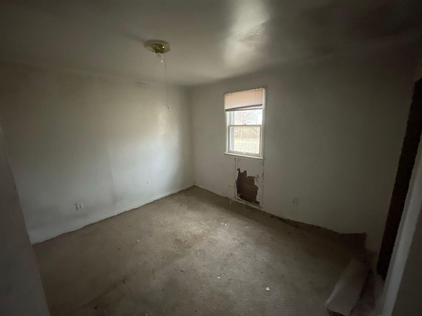 6095 North Stoney Creek Road Monroe, MI 48162 - Photo 5 of 18 05