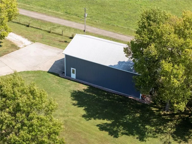 $950,000 | 24101 East 235th Street, Harrisonville, MO 64701
