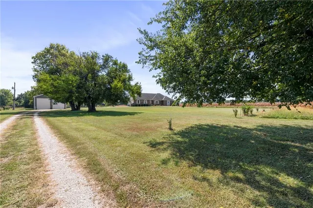 $950,000 | 24101 East 235th Street, Harrisonville, MO 64701