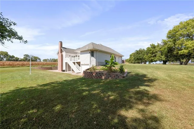 $950,000 | 24101 East 235th Street, Harrisonville, MO 64701