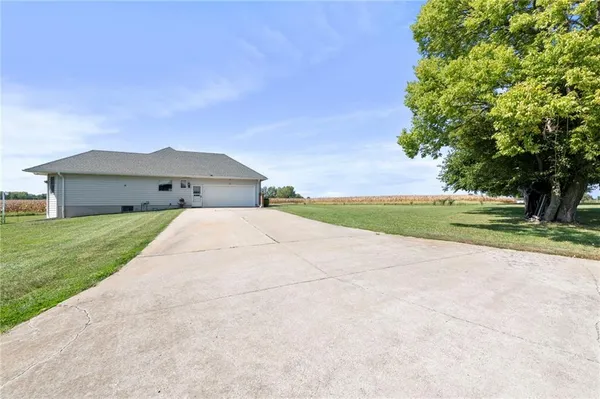 $950,000 | 24101 East 235th Street, Harrisonville, MO 64701
