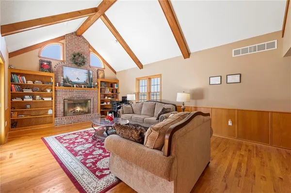 $950,000 | 24101 East 235th Street, Harrisonville, MO 64701