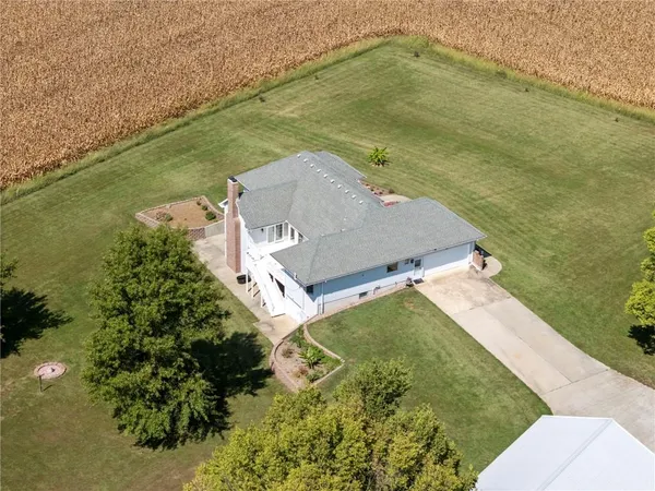 $950,000 | 24101 East 235th Street, Harrisonville, MO 64701