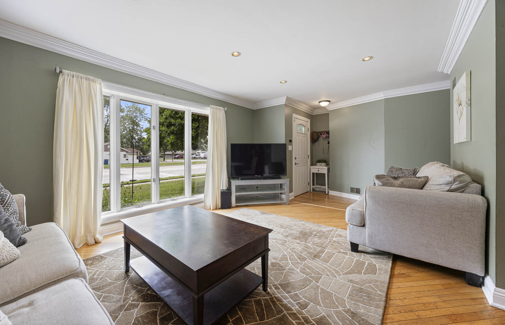 532 Landmeier Road Elk Grove Village, IL 60007 - Photo 6 of 21