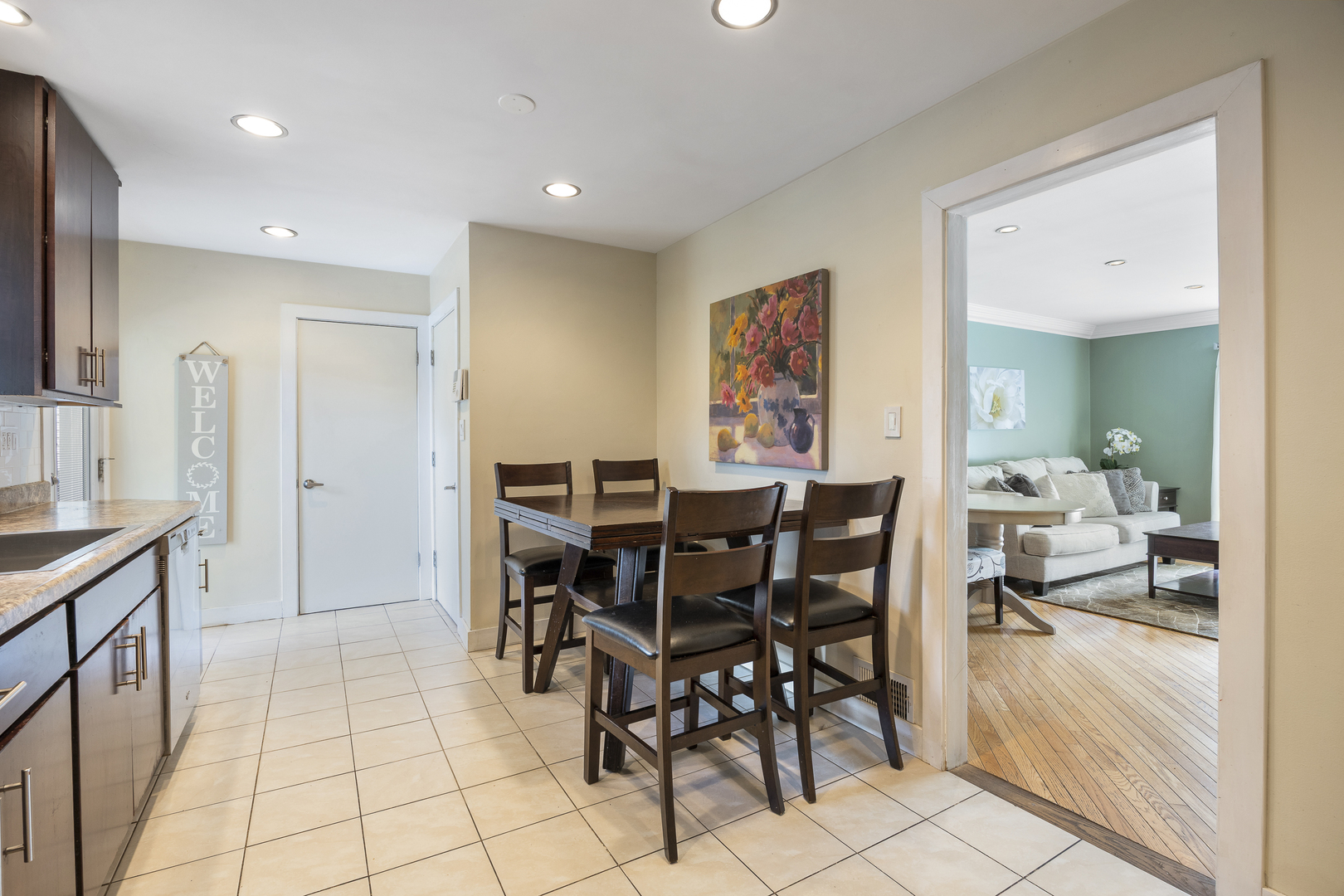 532 Landmeier Road Elk Grove Village, IL 60007 - Photo 10 of 21