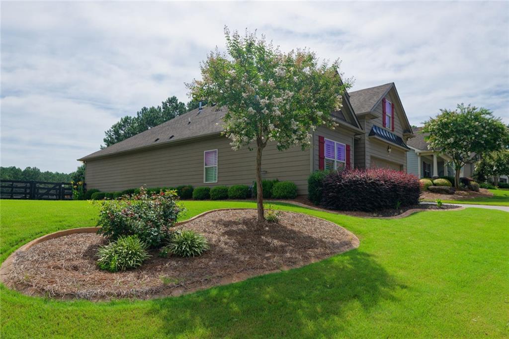 103 Hawthorne Ridge Circle Dallas, GA 30132 - Photo 3 of 45