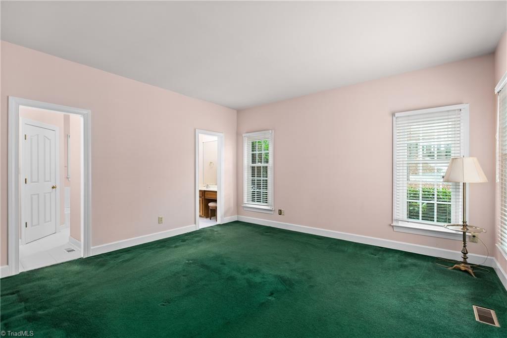 1001 Nuthatch Court High Point, NC 27262 - Photo 18 of 31