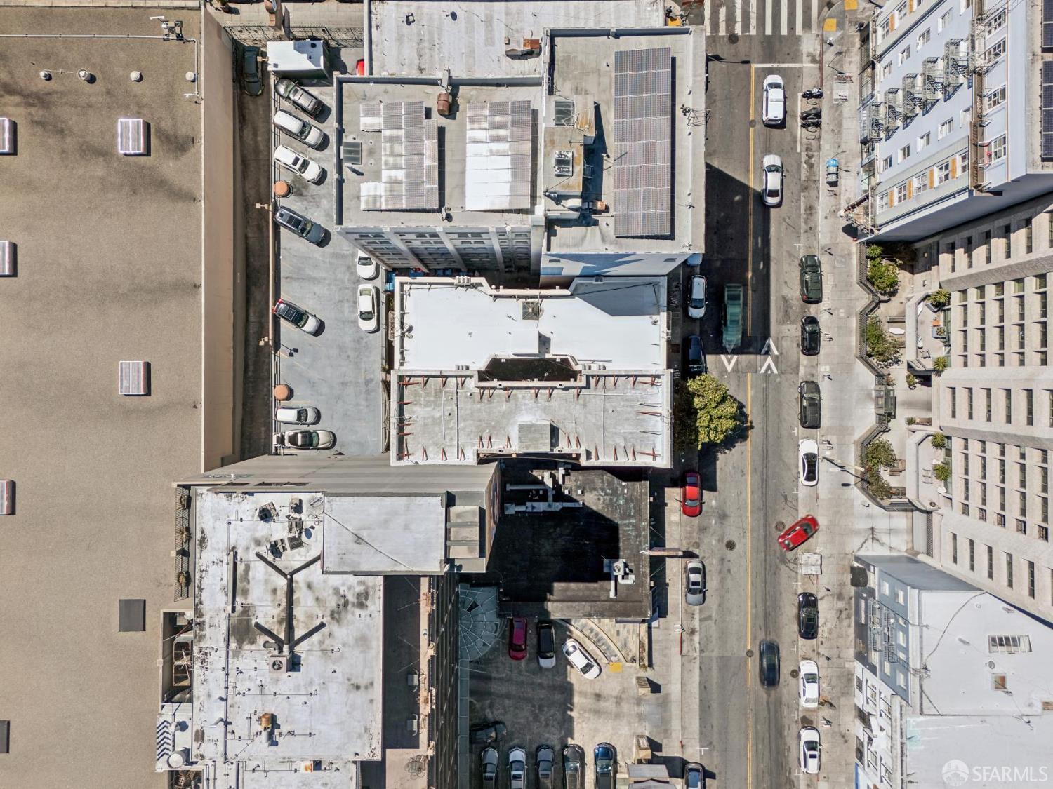 669 Ellis Street San Francisco, CA 94109 - Photo 3 of 32 a picture of a bathroom with a lot of storage