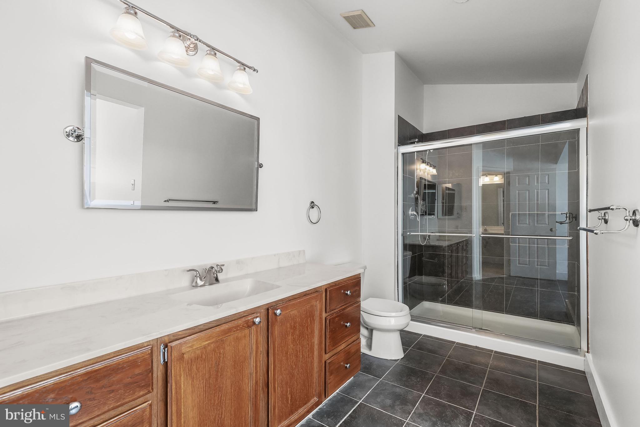 6367 Saddle Drive Columbia, MD 21045 - Photo 28 of 51 Primary bath