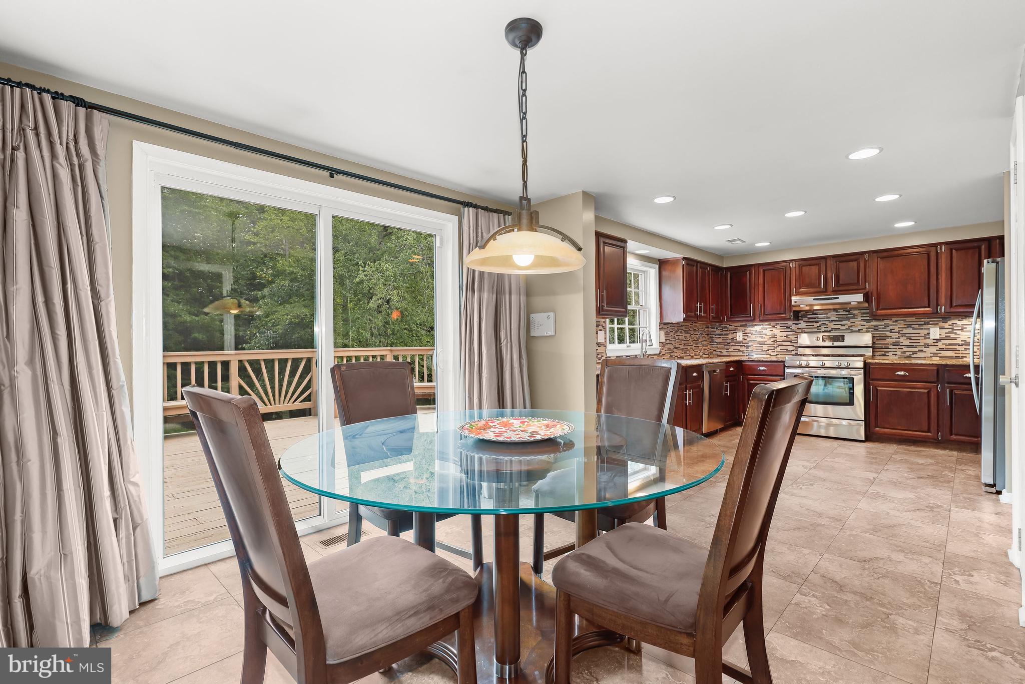6367 Saddle Drive Columbia, MD 21045 - Photo 2 of 51 Granite kitchen with breakfast room