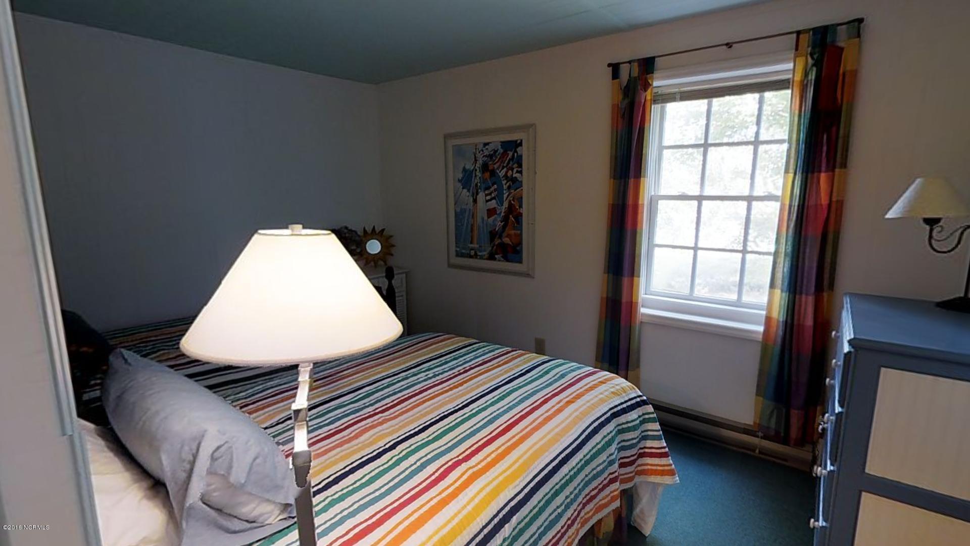 136 Catnip Point Road Bath, NC 27808 - Photo 31 of 48 2nd Floor Bedroom