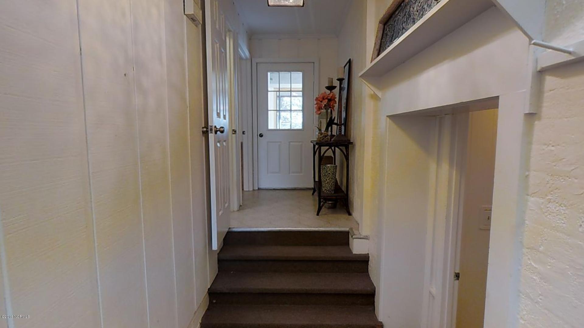 136 Catnip Point Road Bath, NC 27808 - Photo 7 of 48 Entrance