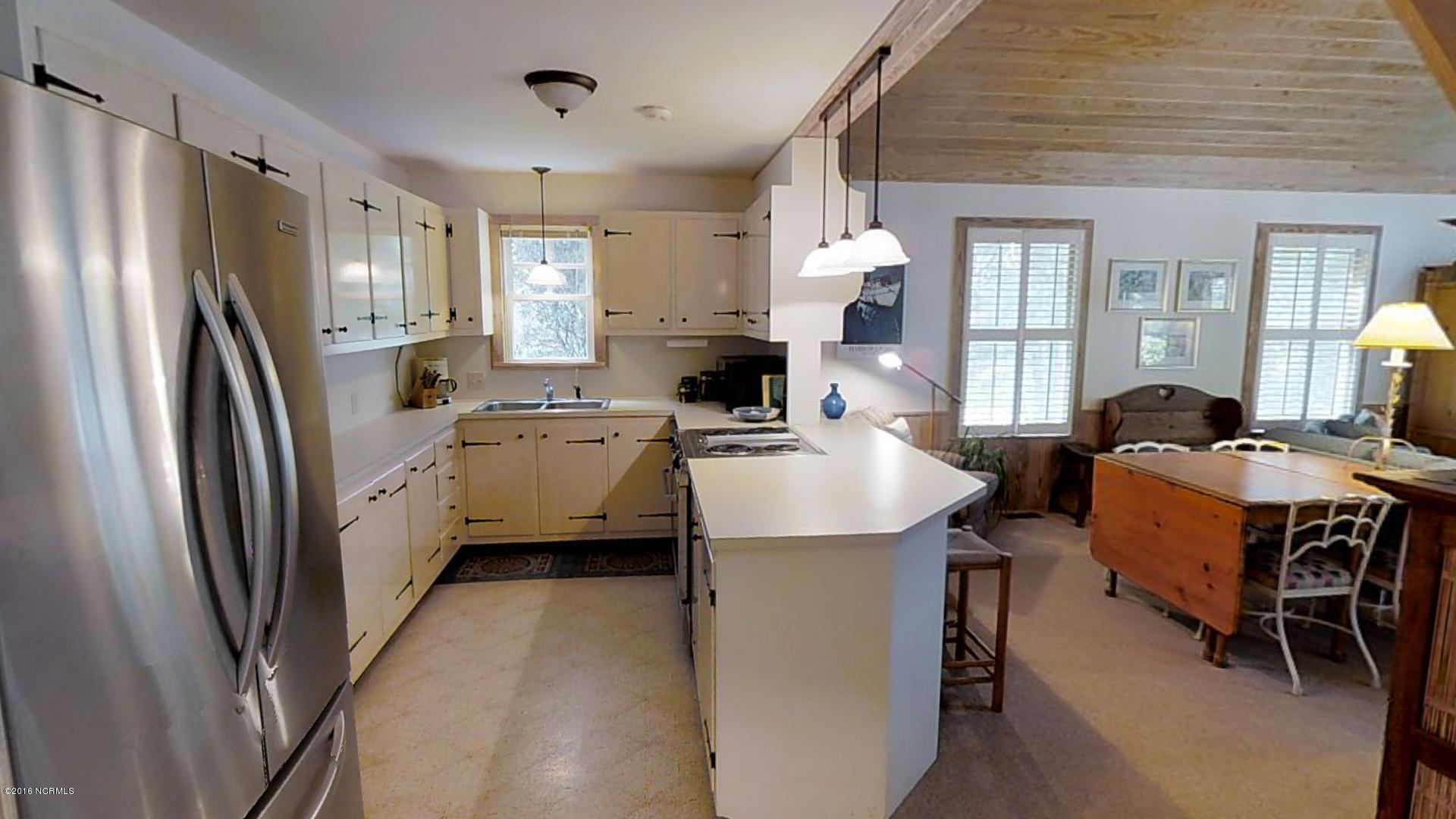 136 Catnip Point Road Bath, NC 27808 - Photo 10 of 48 Breakfast Bar