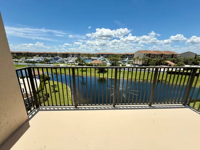 $500,000 | 601 Seafarer Circle, Unit 504, Jupiter, FL 33477