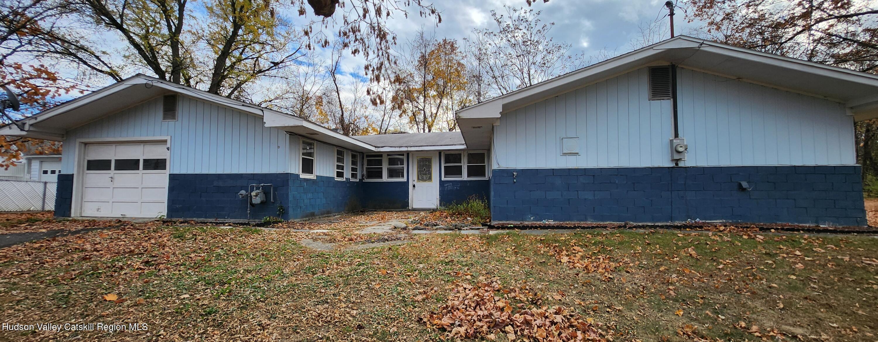 9 Spring Street Hudson, NY 12534 - Photo 1 of 14 front of house 4