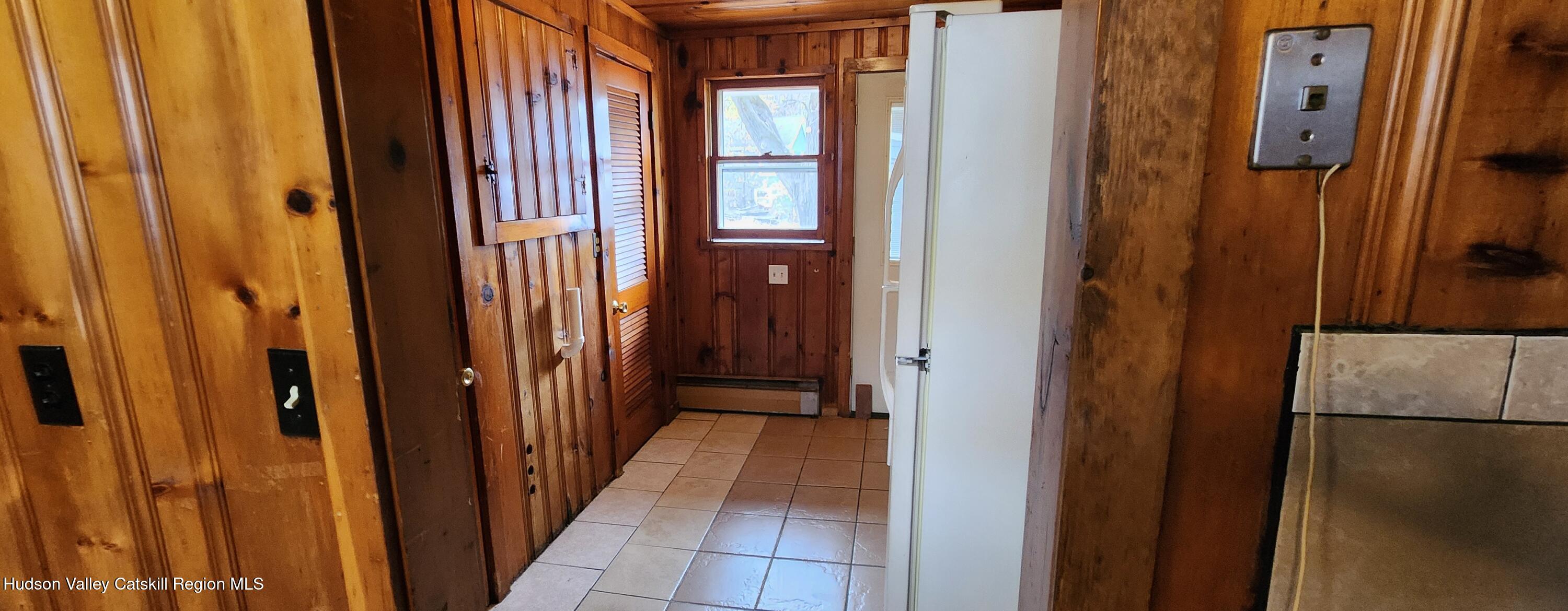 9 Spring Street Hudson, NY 12534 - Photo 12 of 14 laundry-mud room 2