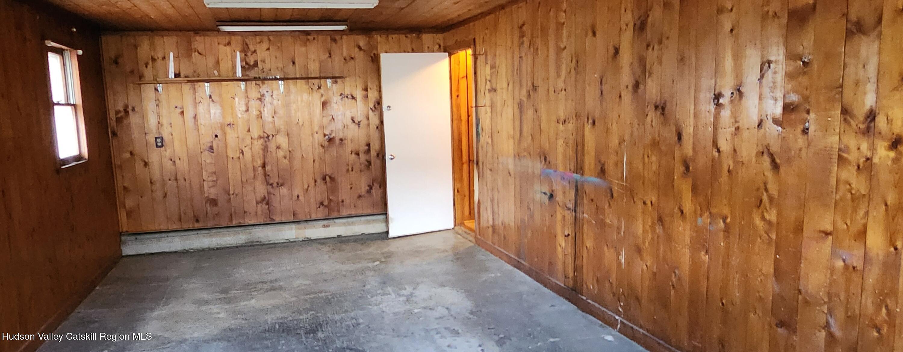 9 Spring Street Hudson, NY 12534 - Photo 6 of 14 garage 2