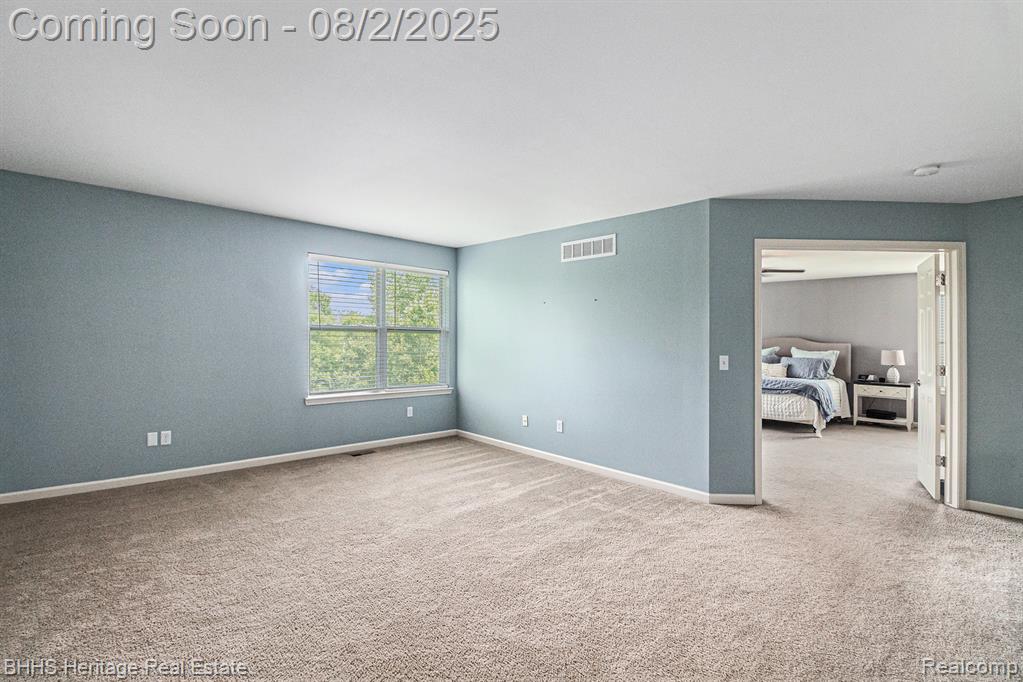 1246 Secretariat Way Howell, MI 48843 - Photo 17 of 37 Gallery Image 17