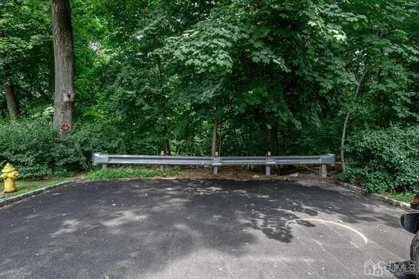$250,000 | 39 Forest Drive, Bloomfield, NJ 07003