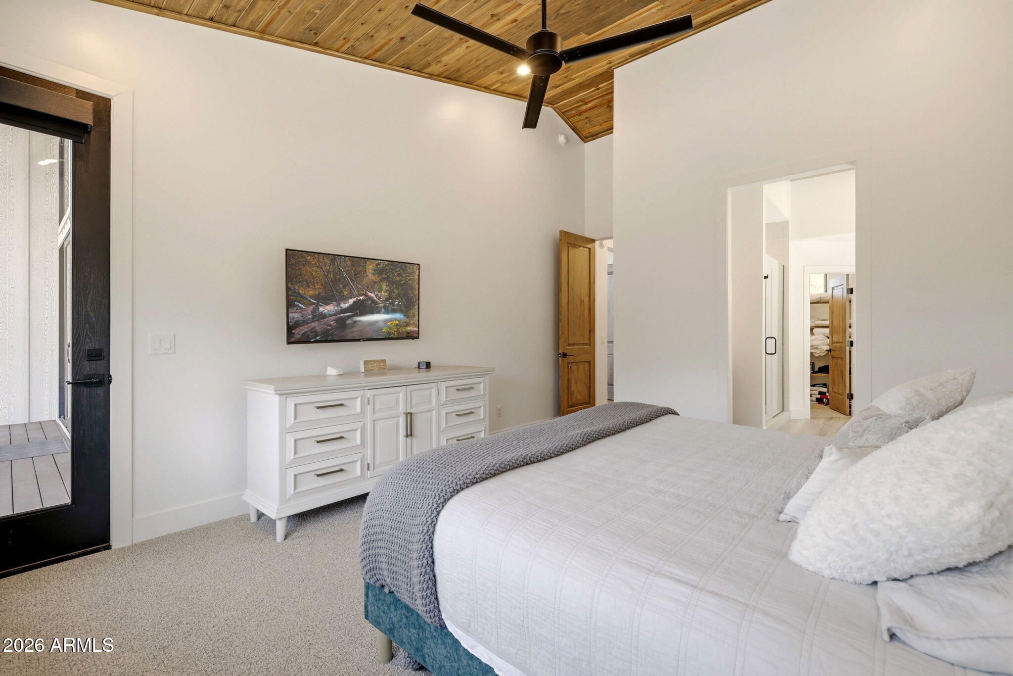 1900 South Monkshood Road Show Low, AZ 85901 - Photo 15 of 49 Primary Suite