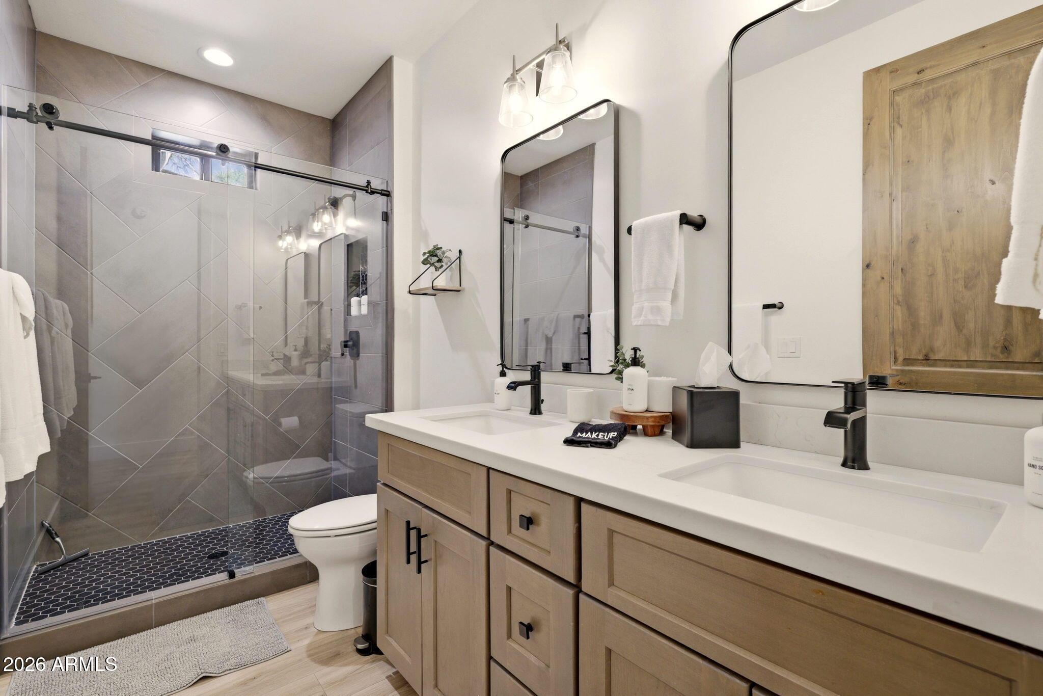 1900 South Monkshood Road Show Low, AZ 85901 - Photo 26 of 49 Bathroom 3