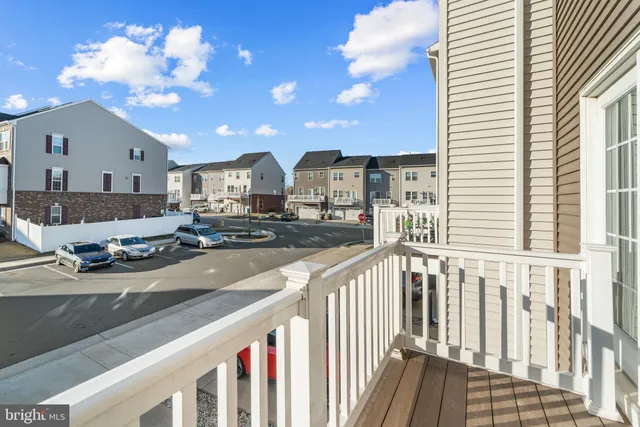 $3,000 | 11338 Willow Green Circle, Manassas, VA 20109