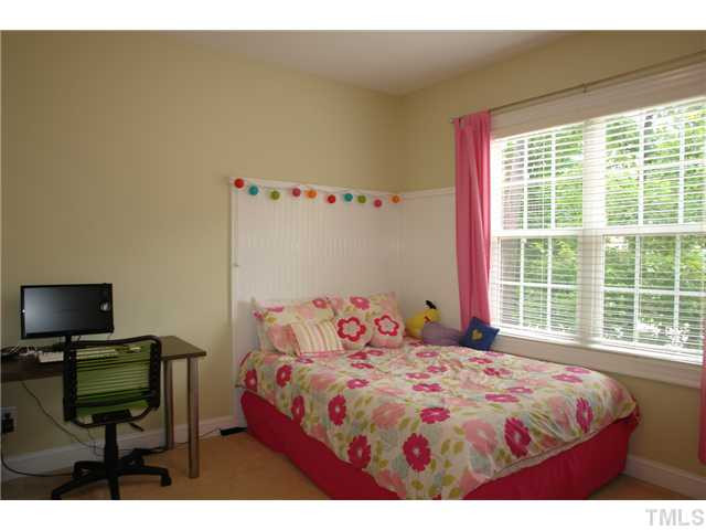 4314 Russling Leaf Lane Raleigh, NC 27613 - Photo 17 of 25 Photo 17
